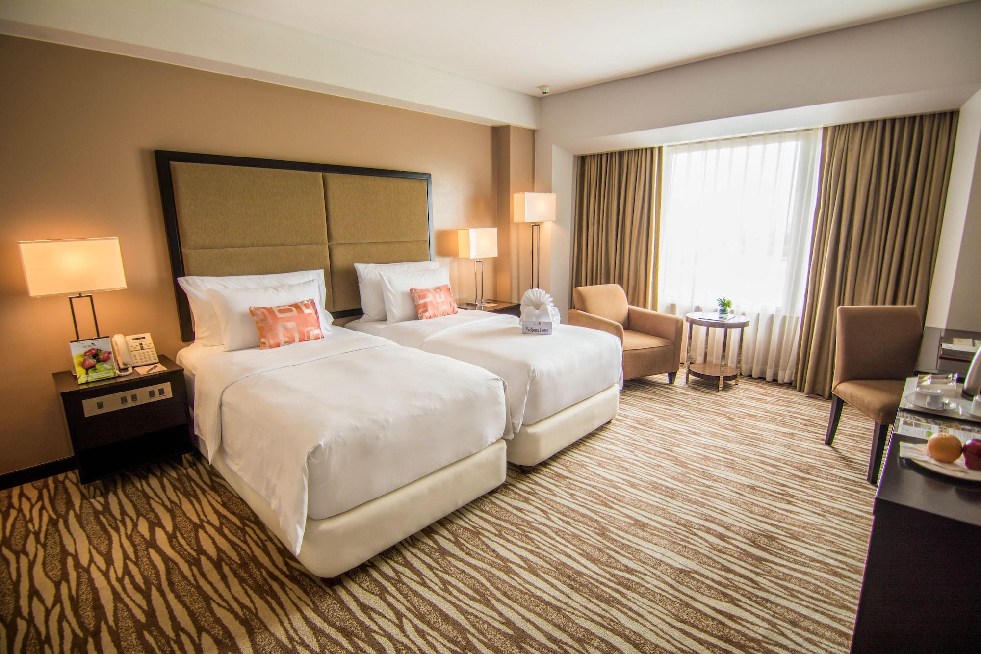 Acacia Hotel Manila Muntinlupa City Kültér fotó