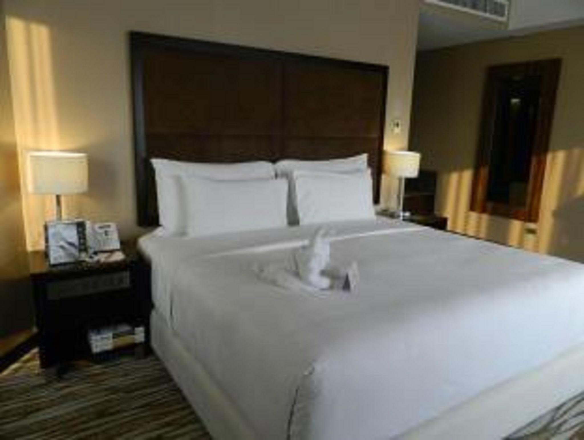 Acacia Hotel Manila Muntinlupa City Kültér fotó